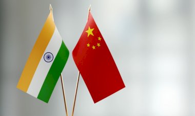تصاعد التوترات بين اكبر دولتين الهند والصين واتهام الاخيره بالتجسس