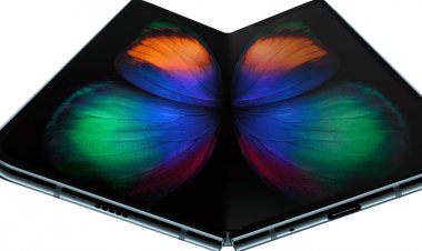 سامسونج تعلن عن هاتفها الجديد سامسونج جالاكسي فولد